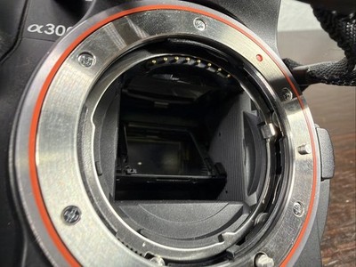 Sony Alpha a300 10.2MP Digital SLR Camera - Black (Kit w/ DT 18