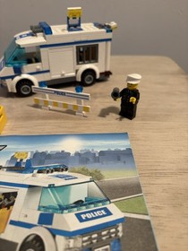 Lego City Set Prisoner Transport 7286  2011 Retired; 100% complete w/ manual