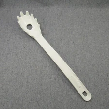 Rubbermaid White Pasta Server Salad Spoon Heavy Duty 12.5" #1976 Vintage Utensil