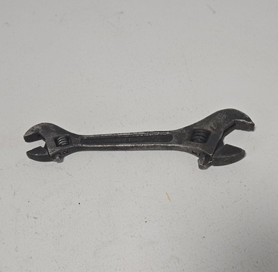 Vintage Double Ended Crescent wrench by Crescent Tools Co 8''/6''
