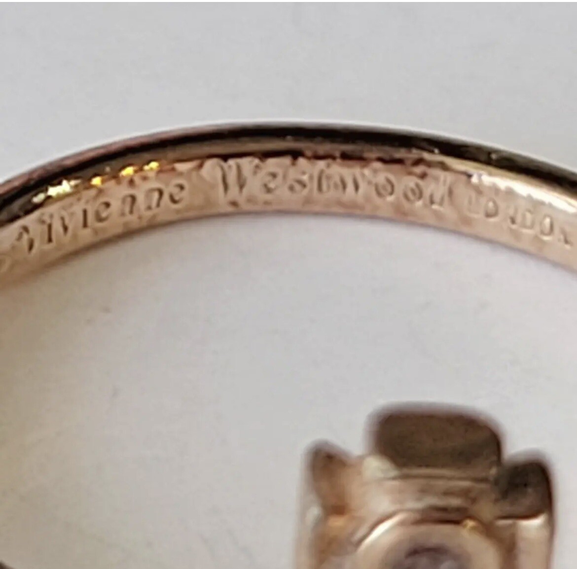 Vivienne Westwood Ring REINA PETITE Orb Gold / Pink M (No.7 Vivienne Westwood Ring REINA PETITE Orb Gold / Pink M (No.7