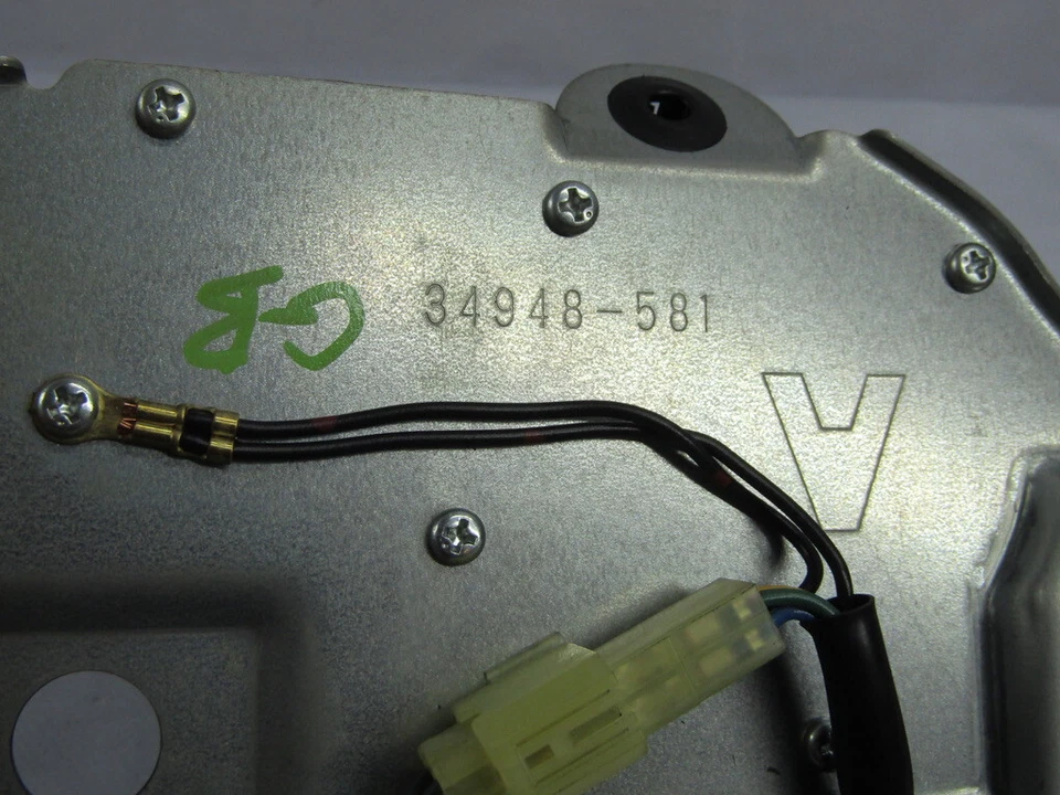 2002-2007 Subaru Impreza Wagon Rear Window Wiper Arm Motor OEM - Image 4 of 4