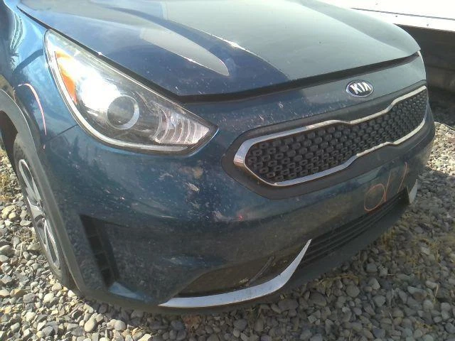 2017 Kia Niro Fuel Tank Assembly OEM 2017 2018 2019 2020 Foto 2 de 4