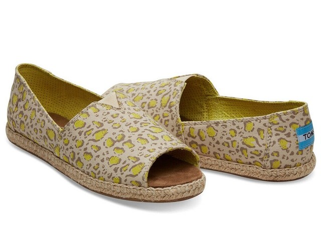 open toe canvas shoes