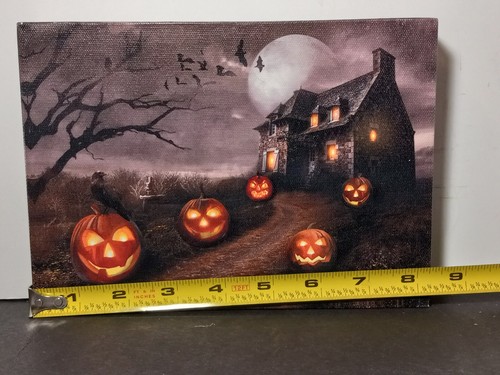 HALLOWEEN HAUNTED HOUSE JACK O LANTERN LIGHT UP Print on Canvas battery powered - Picture 1 of 12