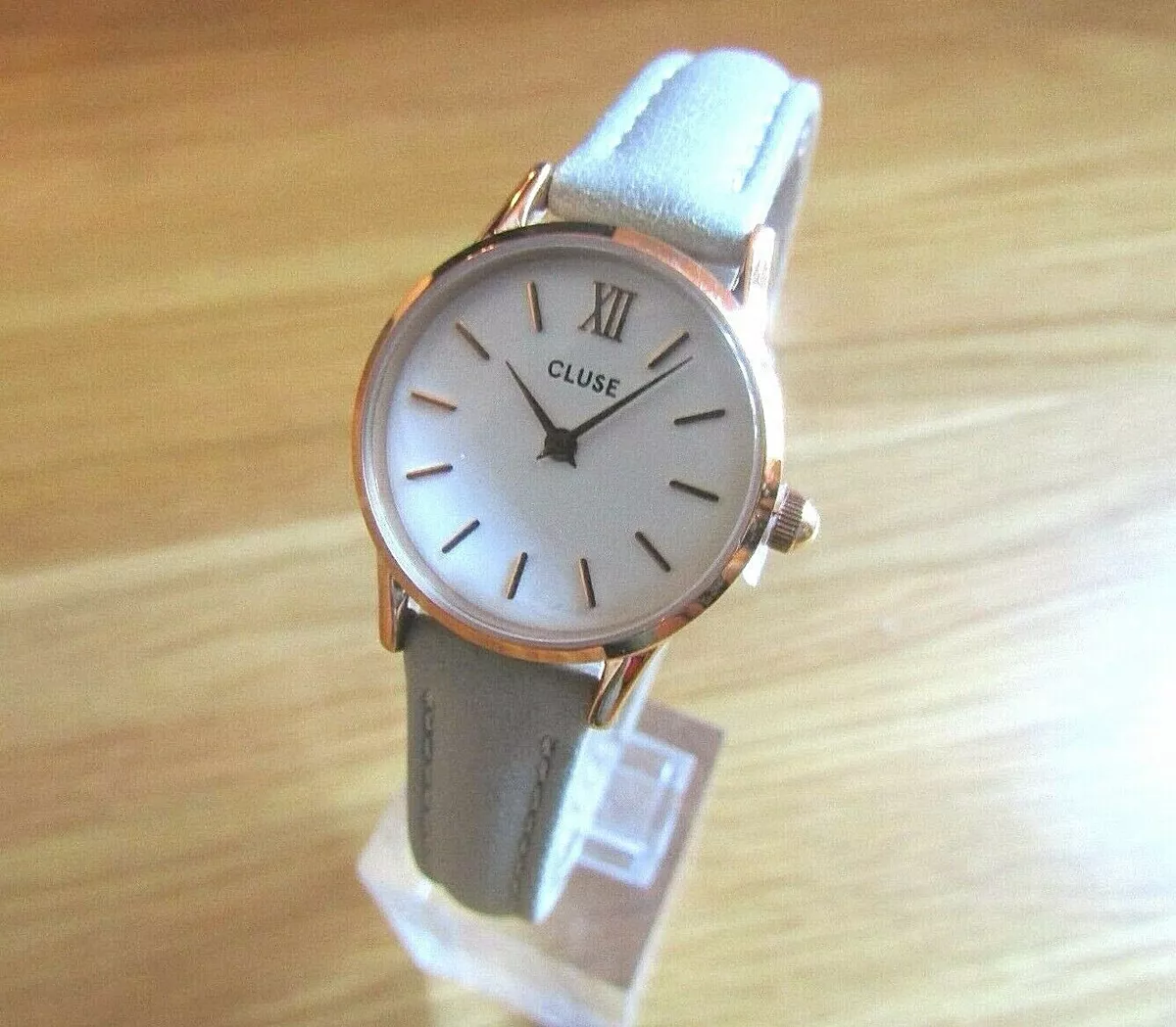 BRAND NEW LADIES CLUSE WATCH WHITE DIAL ROSE GOLD CASE GREY