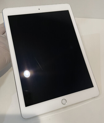 Apple iPad Pro 1st Gen. 32GB, Wi-Fi + 4G (Unlocked), 9.7 in