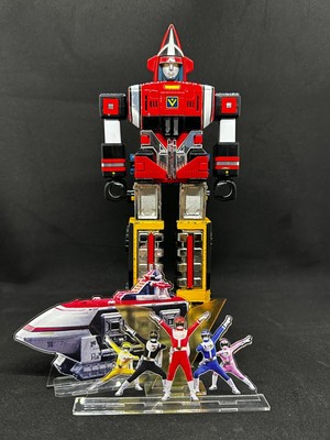 Super Sentai Goggle V + Goggle Caesar acrylic stand