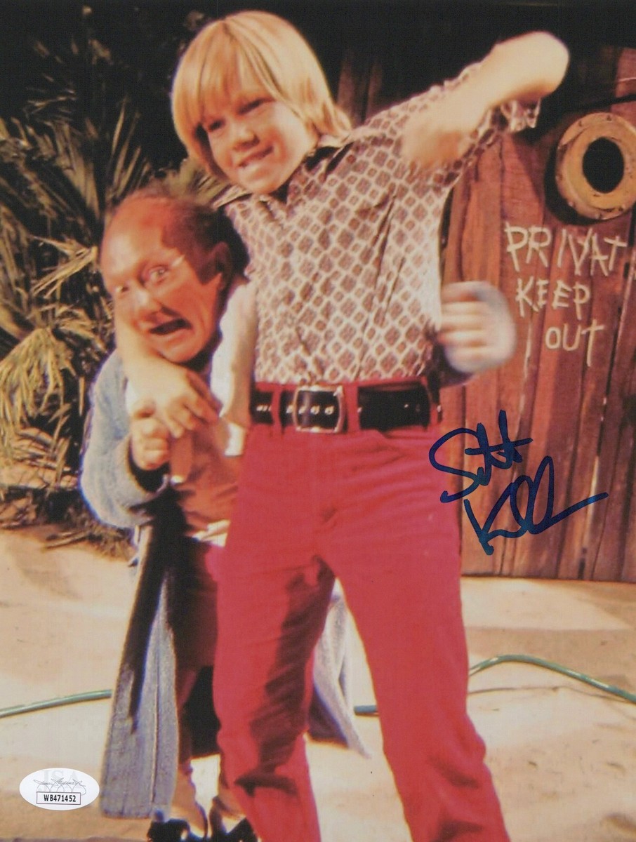 SCOTT C. KOLDEN Signed SIGMUND AND THE SEA MONSTERS 8x10 Photo
