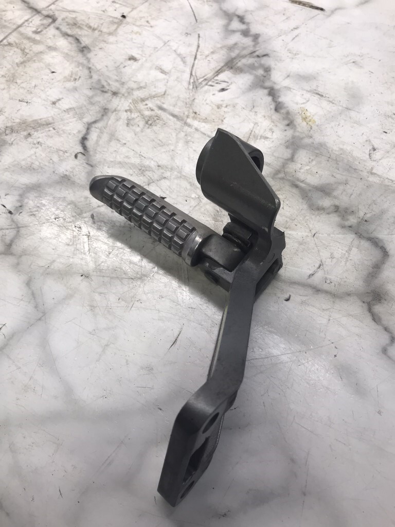 96 Kawasaki ZX9 ZX 9 900 ZX900 Ninja Rear Back Right Foot