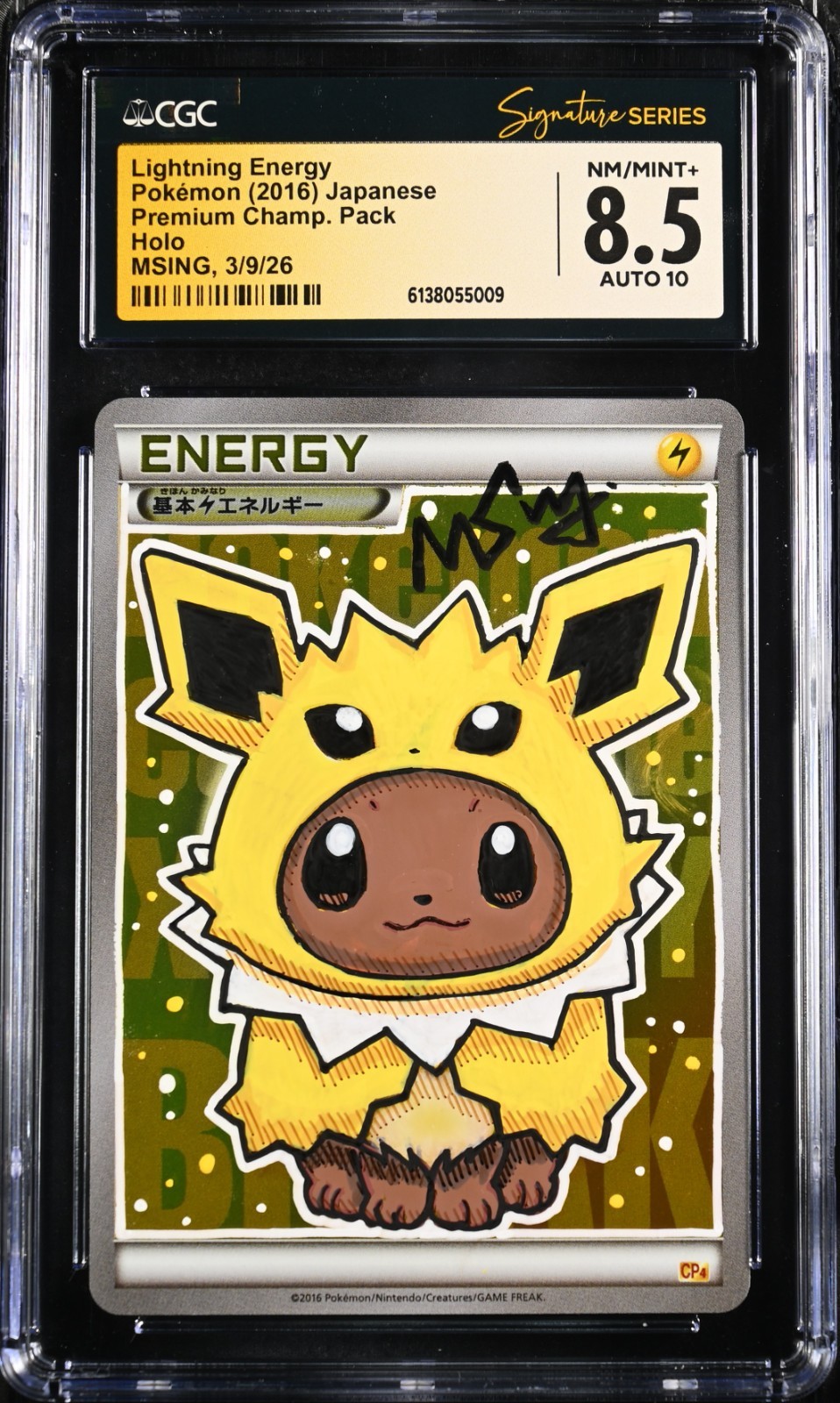 CGC 8.5 NM/MINT+ AUTO 10 Energy MSING Jolteon Poncho Eevee Holo Pokémon POP 1