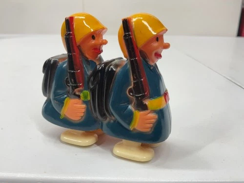 VINTAGE HAP & HOP RAMP WALKER