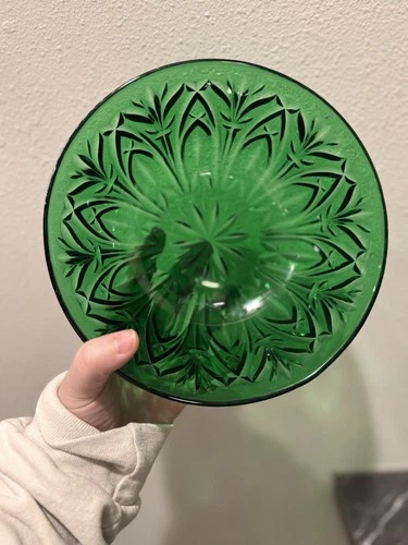 VTG Anchor Hocking Emerald Green Glass Serving Bowl