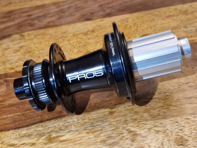 Hope Pro 5 Hinterradnabe 142mm Centerlock 32 Loch Schwarz