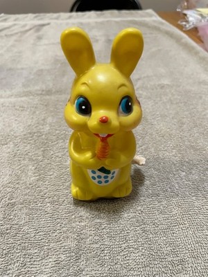 VTG Easter Yellow Bunny Plastic Wind Up Toy Made in  Japan (read)