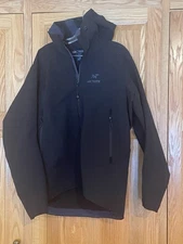Arc'teryx Men's Large Gamma LT Hooded Lightweight Jacket Black #12275