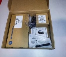 Motorola EVX-S24-G6-3 Portable Two-Way Radio New.