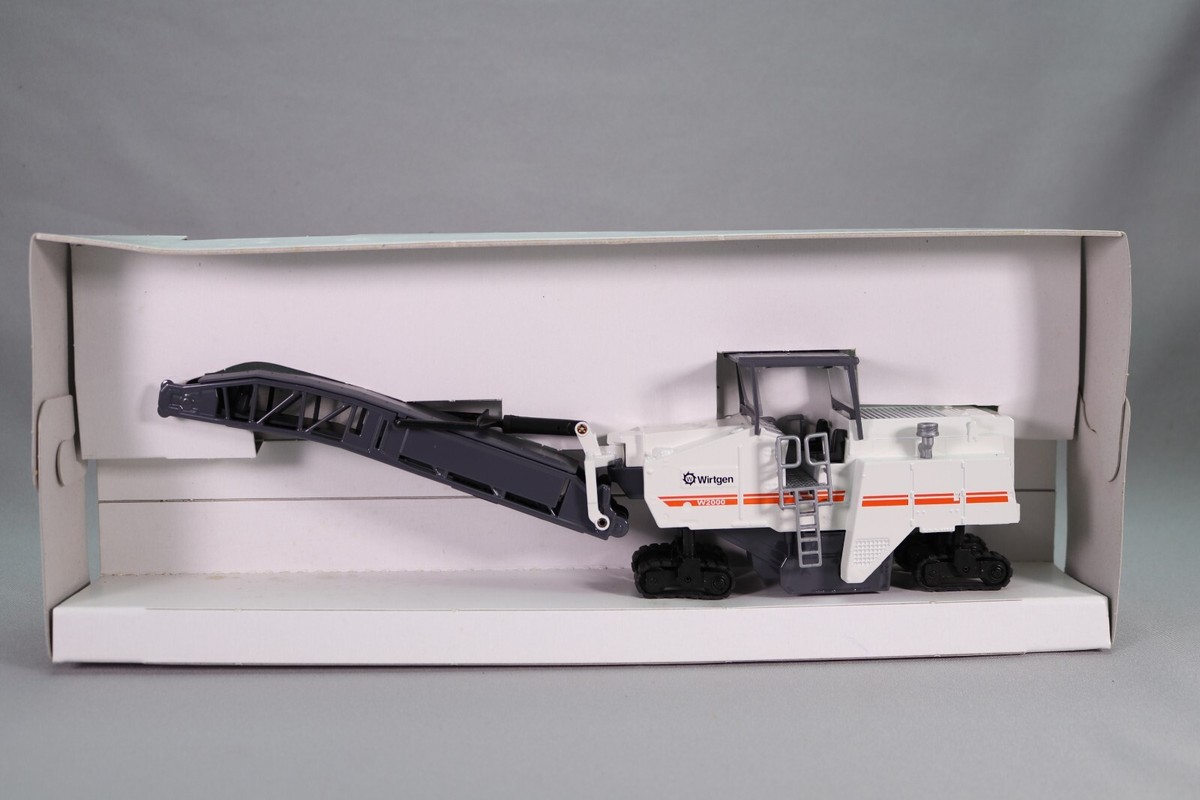 siku super wirtgen ロードカッター siku super wirtgen ロードカッター - メルカリ