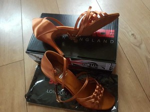 narrow latin dance shoes