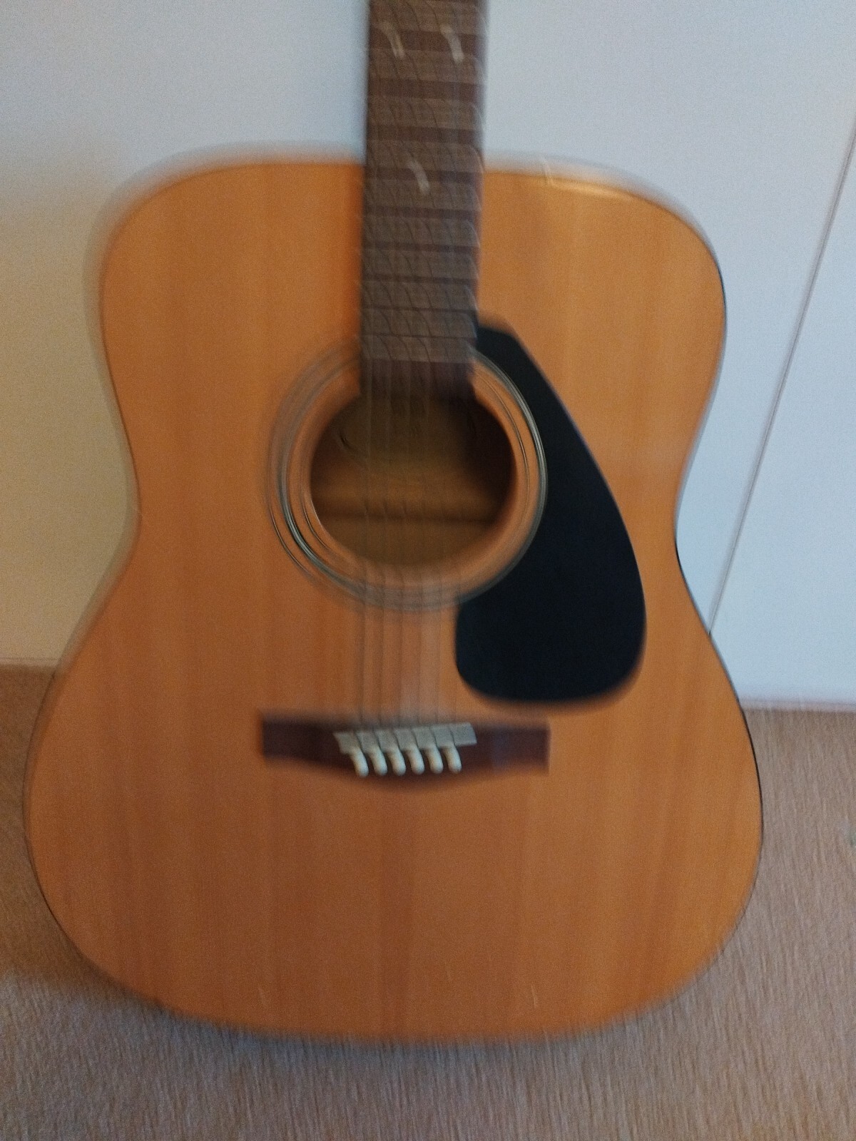 Yamaha F310 Full Size Acoustic Guitar Natural, Steel strings