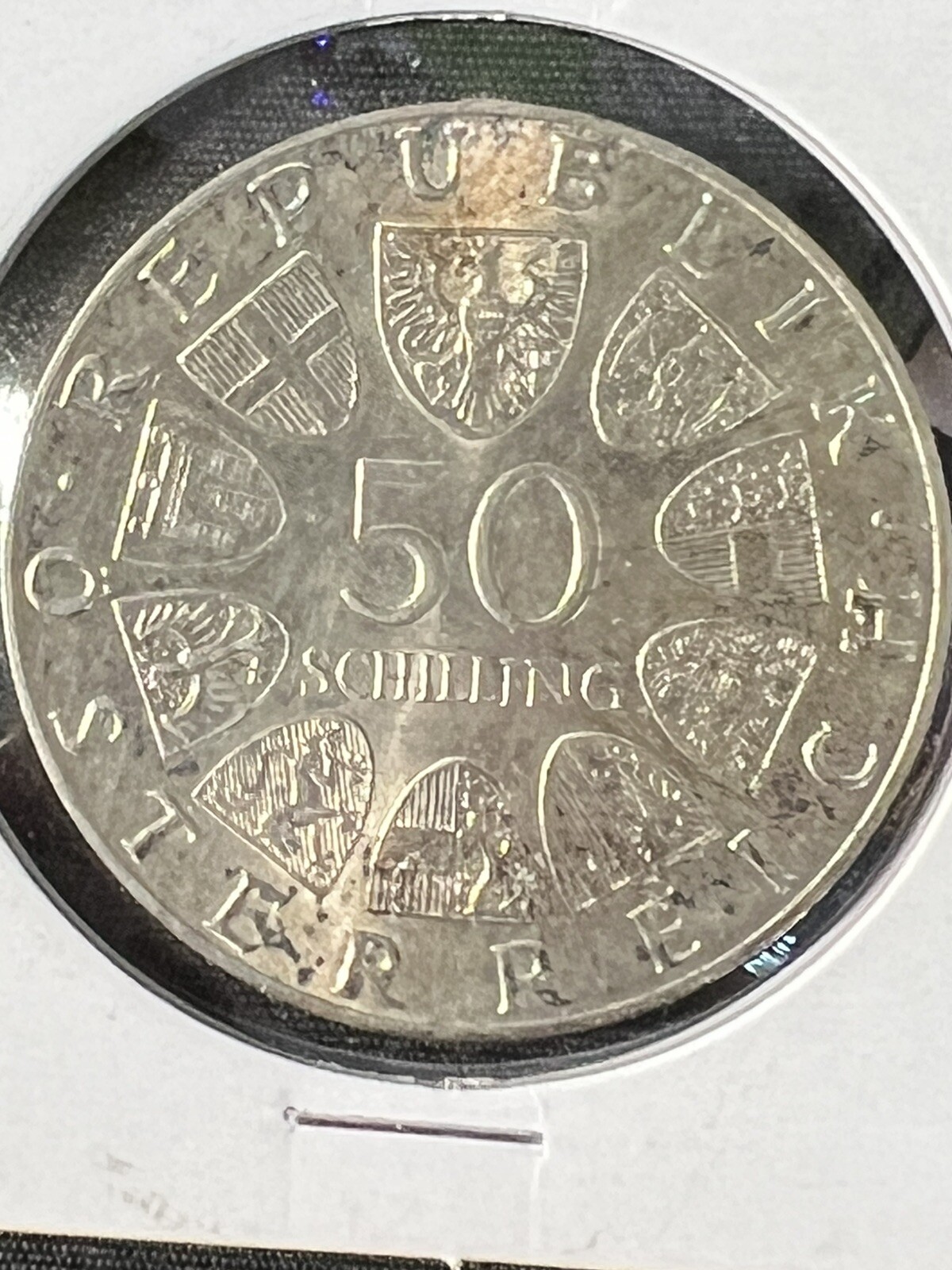 Picture 3 of 6