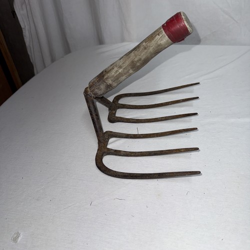 Vintage Clam Quahog Rake Head Bent 6 Prong Tines Garden Cultivator Scratching