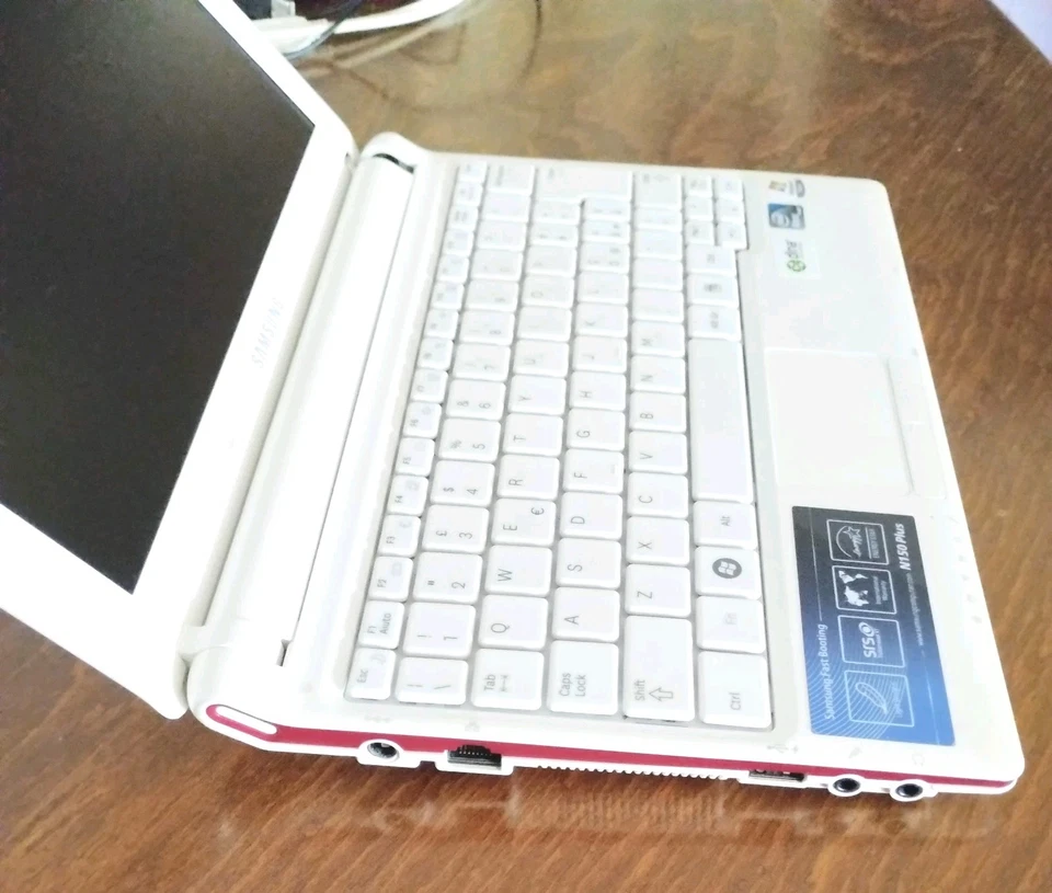 Notebook Samsung N150 Plus Ssd 120gb 2gbRam Cpu Intel N550 - Immagine 2 di 4