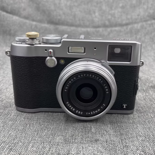 Fujifilm X100T w/OVF Silver Classic Chrome Tested