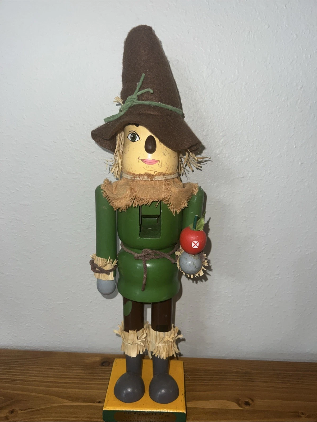 Wizard of Oz Chubby Scarecrow Nutcracker 16” Kurt Adler