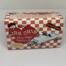 1950 REPLICA WHITE KEN KOVACH FIRE CHIEF PEDAL CAR N.I.B.