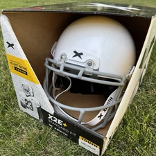 Xenith X2E+ Standard Fit Youth Medium Football Helmet White Grey Face Mask 2023