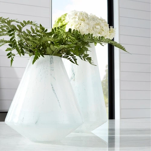 Cyan Design 10289 Backdrift 11 X 10 inch Vase, Small - Picture 5 of 5