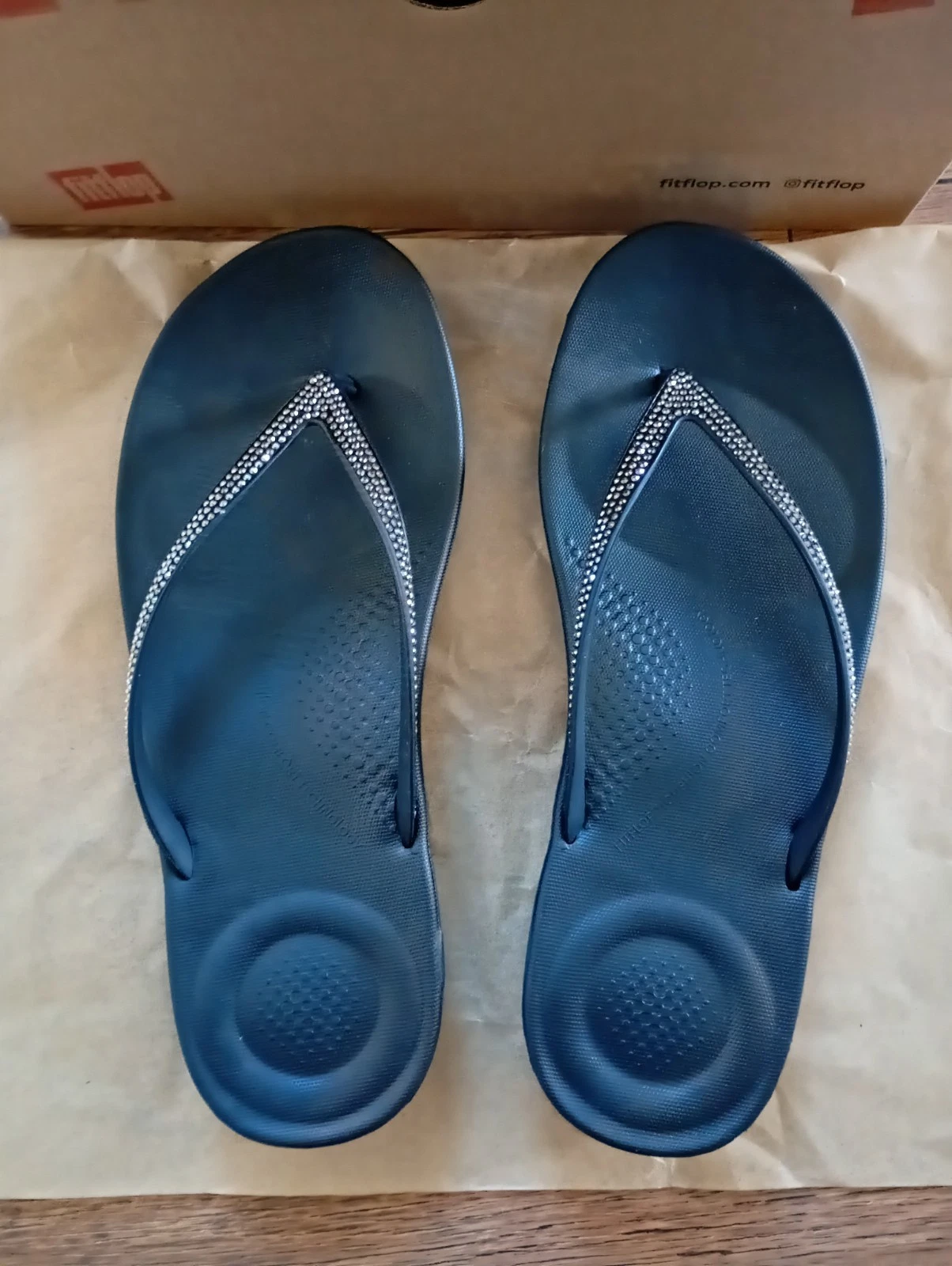 Fitflop Black Sparkle Sandals Size 5
Opens in a new window or tab