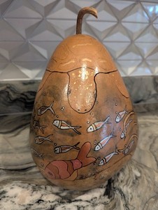 Peruvian Hand Painted Folk Art Gourd/Lidded Vessel Fish Turtle Ocean Scene Carve