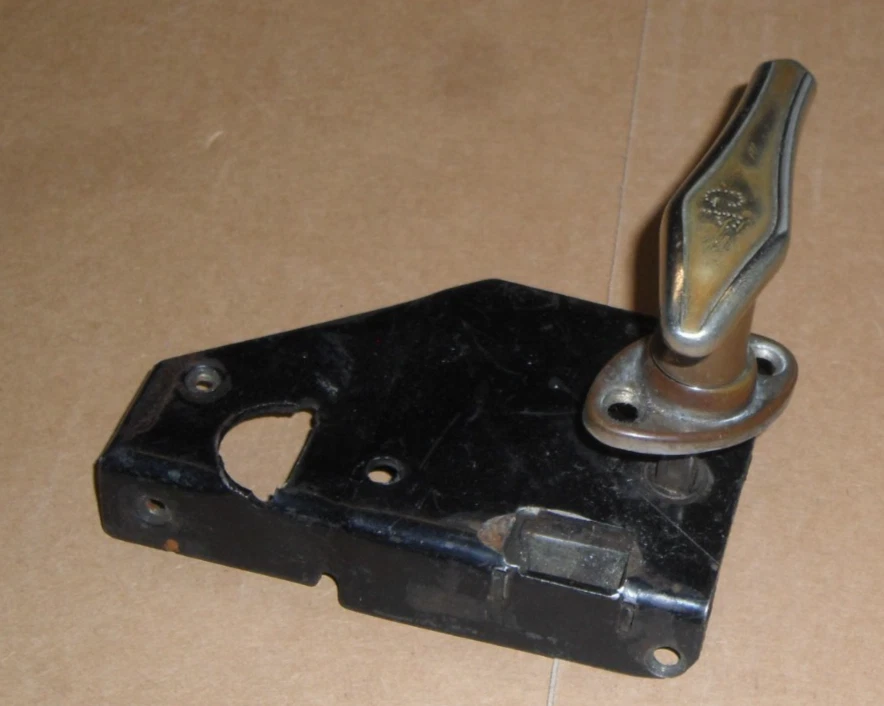 1926 1927 Model T Ford OEM Roadster Door Latch & Handle - Image 3 of 4