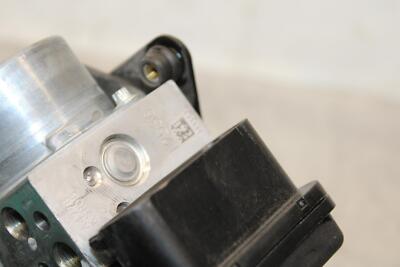 16-20 KAWASAKI ZX10R ABS PUMP UNIT MODULE BB591 | eBay