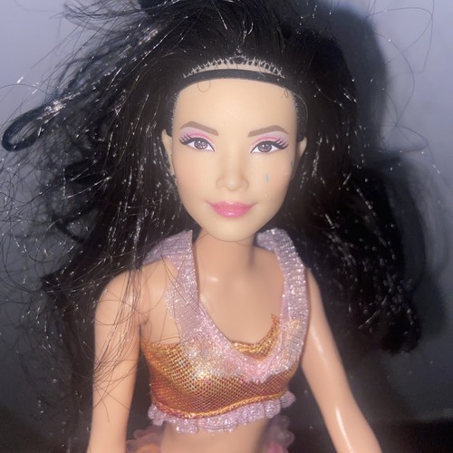 Lotto bambole moda Disney live action film Ariel's Sisters Karina & Mala 11" - Foto 7 di 12