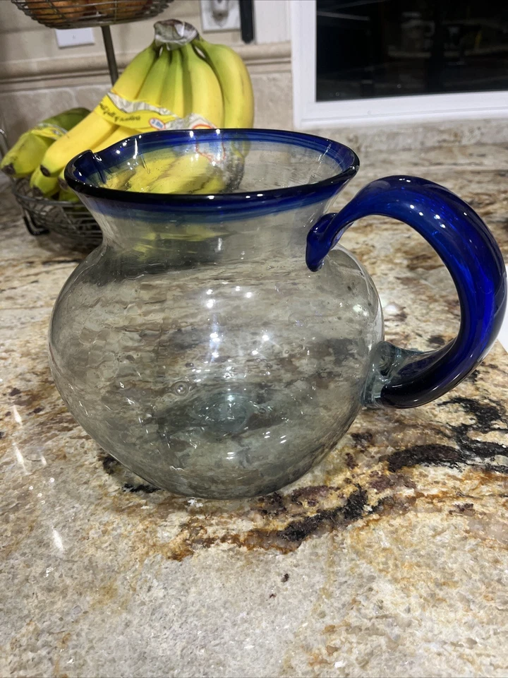 "Enorme jarra vintage mexicana de vidrio soplado a mano borde azul agua 8"" X 8""" Foto 2 de 4