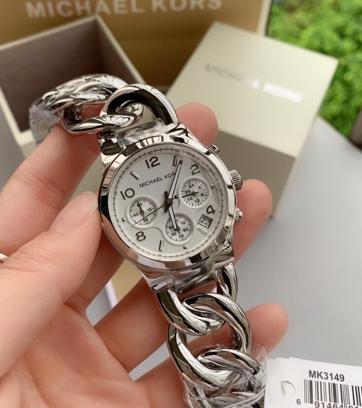 Michael Kors MK3149 Women's Runway Twist Silver Stainless-Steel - Main Image