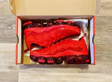 red vapormax plus women's