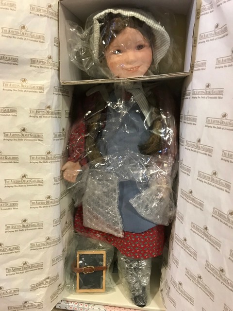 little house on the prairie porcelain dolls