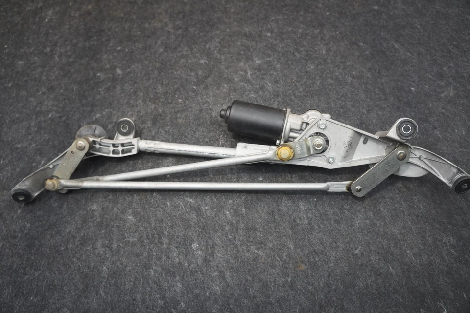 Elevación del motor limpiaparabrisas delantero 28800JF30A 28810JF30A Nissan GT-R 2009-20 Foto 3 de 4