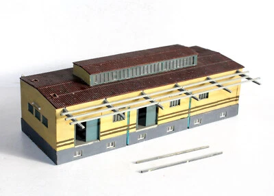 KIBRI HO 9456 MAQUETTE GROS ENTREPOT BATIMENT HANGAR GARE MARCHANDISE ELECTRIFIÉ - Photo 1/4