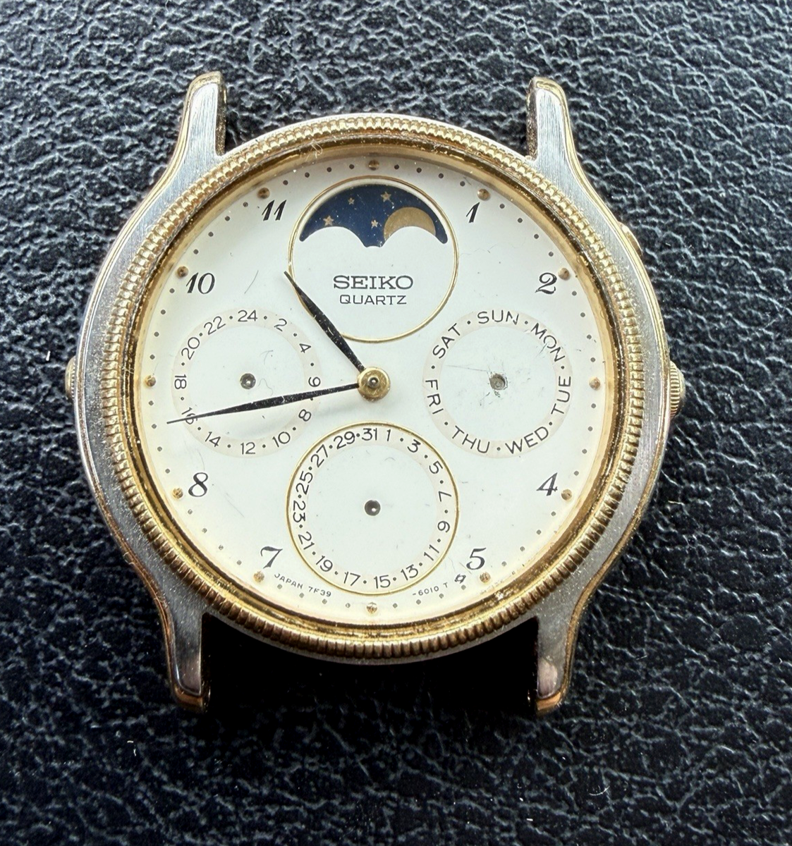 Vintage Seiko Moon Phase 7F39-6029 Men's Watch -TIME RUNS No Sub