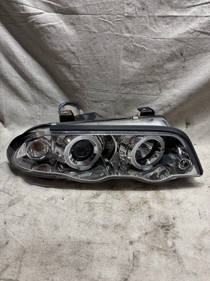 Faro transparente ojo de ángel BMW E46 99-01 SEDÁN Spec-D pasajero derecho 323 325 330 Foto 2 de 4