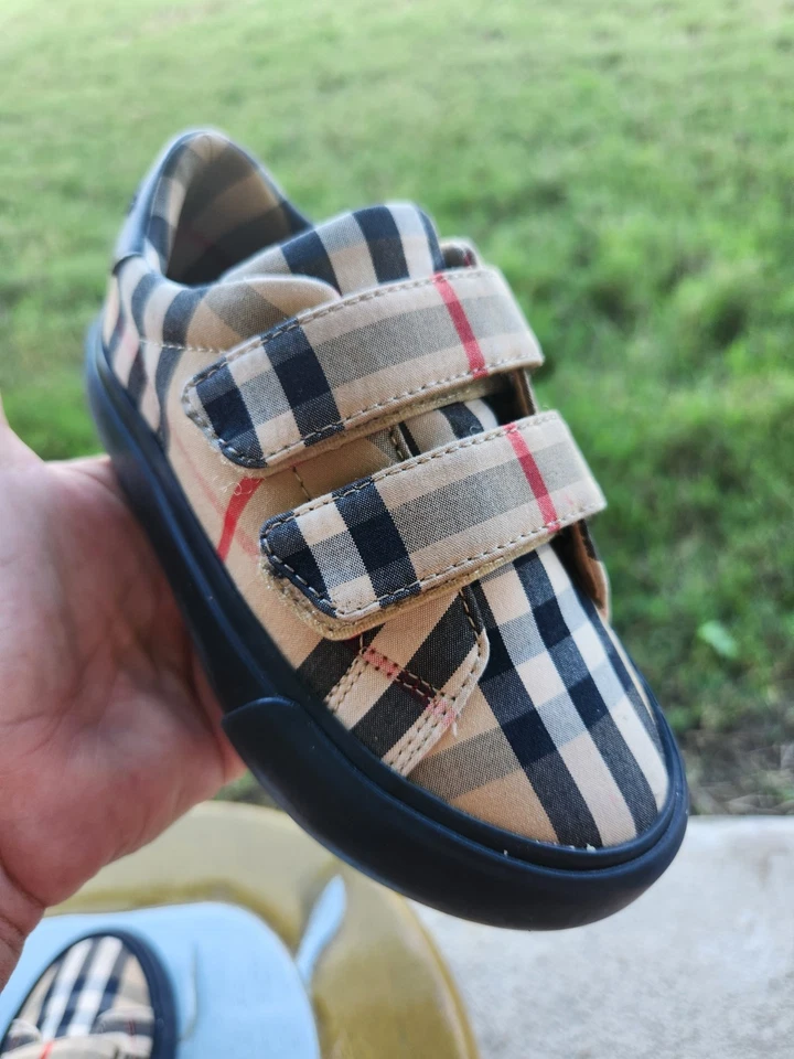 Burberry Markham Check Grip-strap Sneaker Toddler 8C - Image 4 of 4