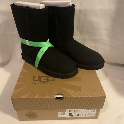 🔥 UGG W CLASSIC SHORT 5825 W BLACK SUEDE SHEEPSKIN BOOTS, WOMEN  