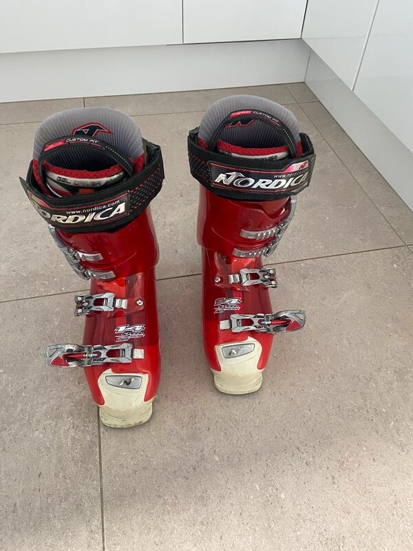 SALOMON Nordica men’s ski boots Speed Machine 14 305mm ~ 41.5 eu size