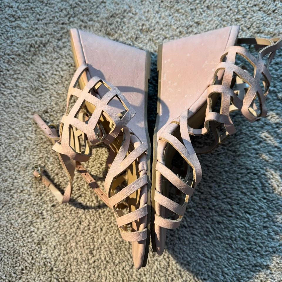 Sandalias de cuña City Classified con tiras jaula tacones punta abierta talla 9 Foto 3 de 4