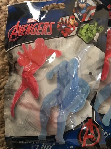 Marvel AVENGERS Finger Flingers, paquete interior de 2 figuras, paquetes de edades 5+ 2 - Imagen 2 de 3
